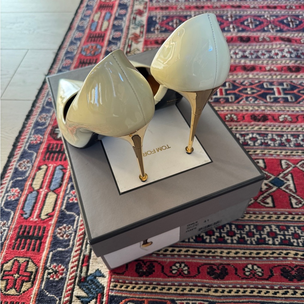 Tom Ford Cream Stiletto Heels - Picture 2 of 7